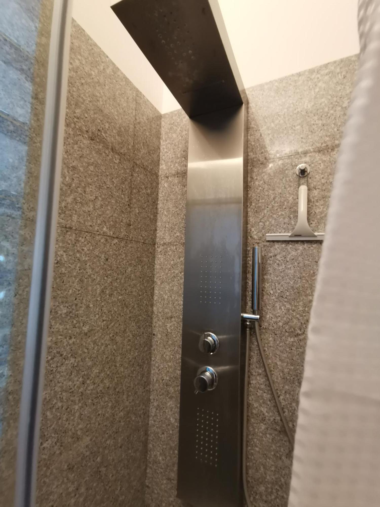 Apartamento Da Lella City Centre Trieste Habitación foto